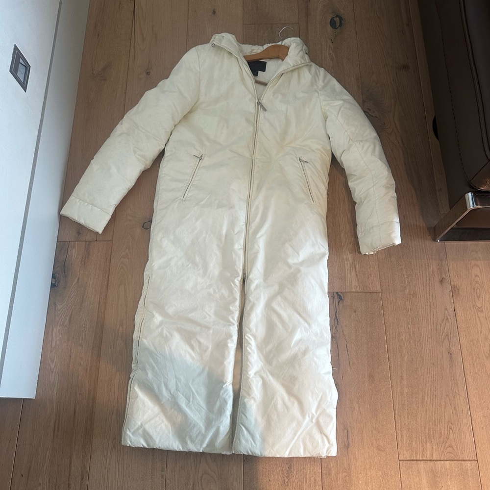 Women's Stunning Ralph Lauren Long White Puffer Coat with Hood - Picture 5 of 8